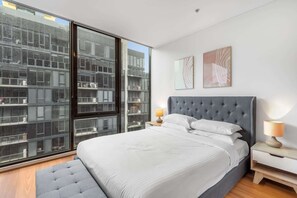 2 bedrooms, desk, iron/ironing board, WiFi