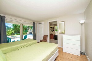 3 bedrooms, iron/ironing board, WiFi, bed sheets - SWISS 65 - Lake Denise (Clermont)