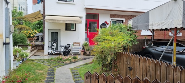 Daegu House - Hostel - Daegu