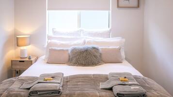 Chambre | 3 chambres, literie de qualité supérieure, Wi-Fi gratuit, draps fournis