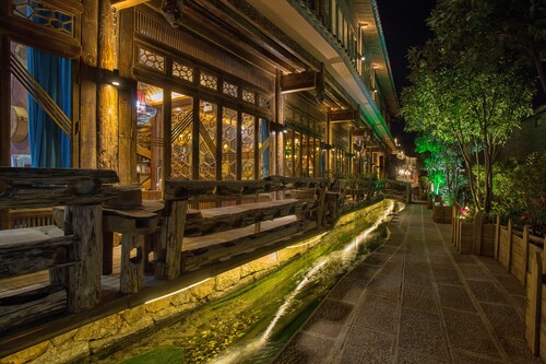 The Ritz-Man Boutique Inn Lijiang