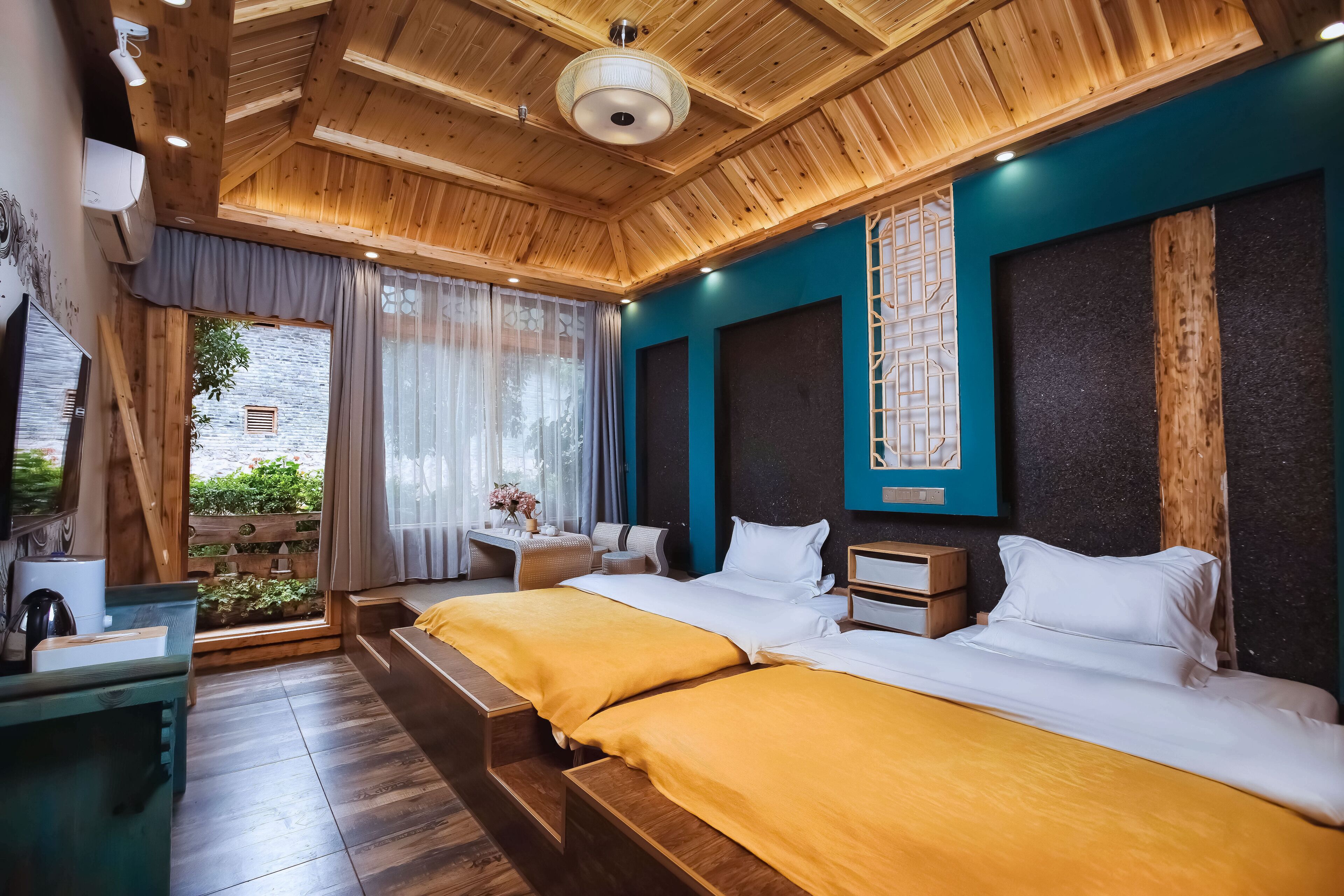 เอลีทเคบิน | เครื่องนอนระดับพรีเมียม, ผ้านวมขนเป็ด, เตียงพร้อมฟูกเสริมที่นอน