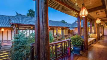 Premium bedding, down comforters, pillowtop beds, blackout drapes