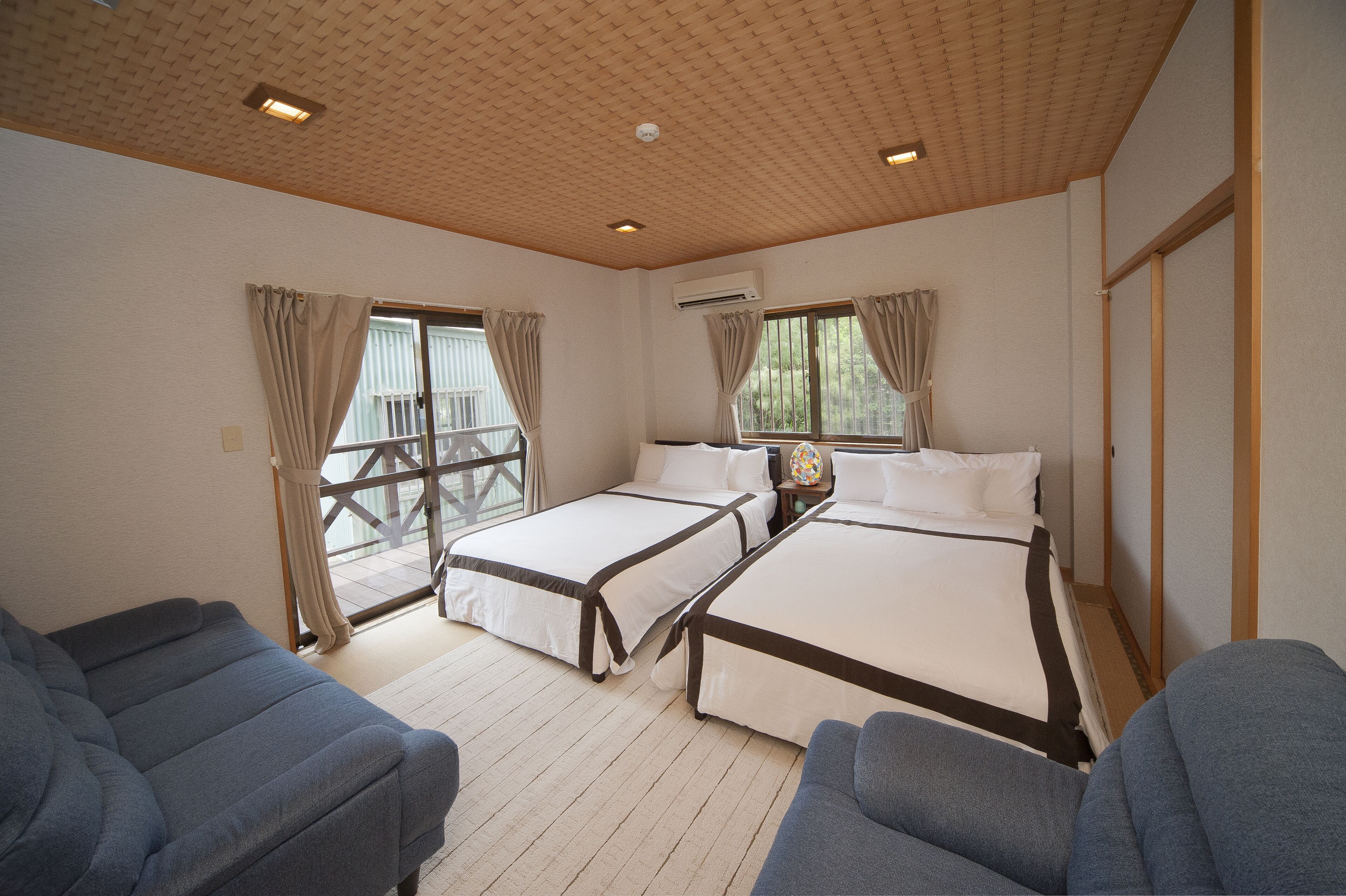 Rumah (Private Vacation Home) | Teras/patio