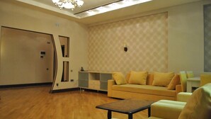 Apartment, 2 Bedrooms | Living room - Apartment on Mirza Fatali Akhundov 179 (Baku)