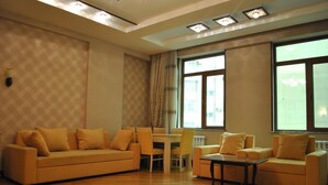 Apartment, 2 Bedrooms | Living room - Apartment on Mirza Fatali Akhundov 179 (Baku)