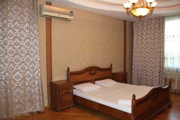 公寓, 4 间卧室 | 4 多间卧室、熨斗/熨衣板、免费 WiFi、床单