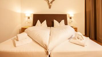 3 bedrooms, iron/ironing board, free WiFi