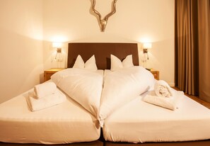 3 bedrooms, iron/ironing board, free WiFi