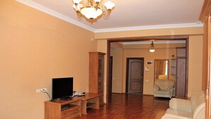 Living room - Apartment on Murtuza Mukhtarov 179 (Baku)