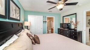 6 間臥室、書桌、免費無線上網