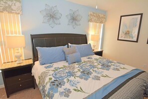 Huis | 5 slaapkamers, een bureau, reisbedje, gratis wifi