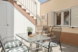 Apartment (A2) | Terrace/patio