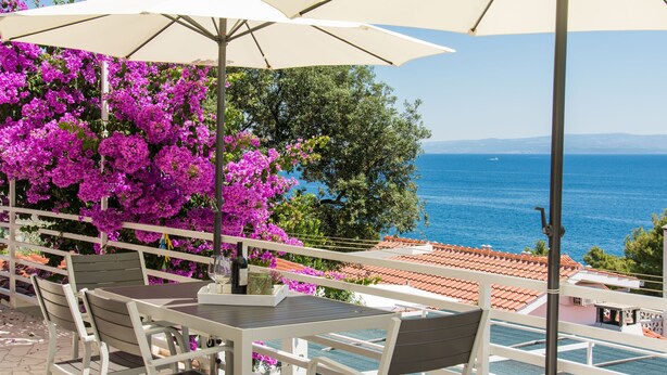 Balcony - Apartments Lumini (Okrug Gornji)