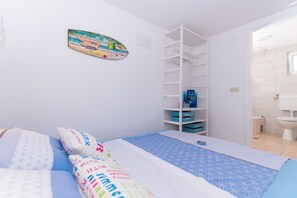 Free WiFi, bed sheets - Apartments Lumini (Okrug)