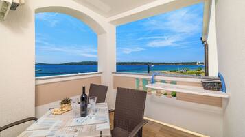 Apartment (A2) | Water view