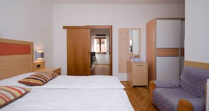 Apartments Mirjana B