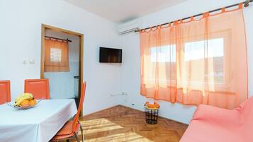 تناول الطعام