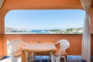 Terrace/patio - Apartments Mirjana B (Lopar)