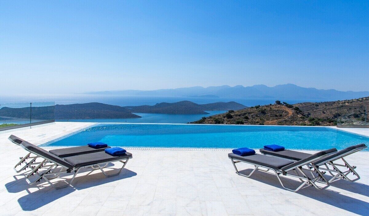 An infinity pool, a heated pool