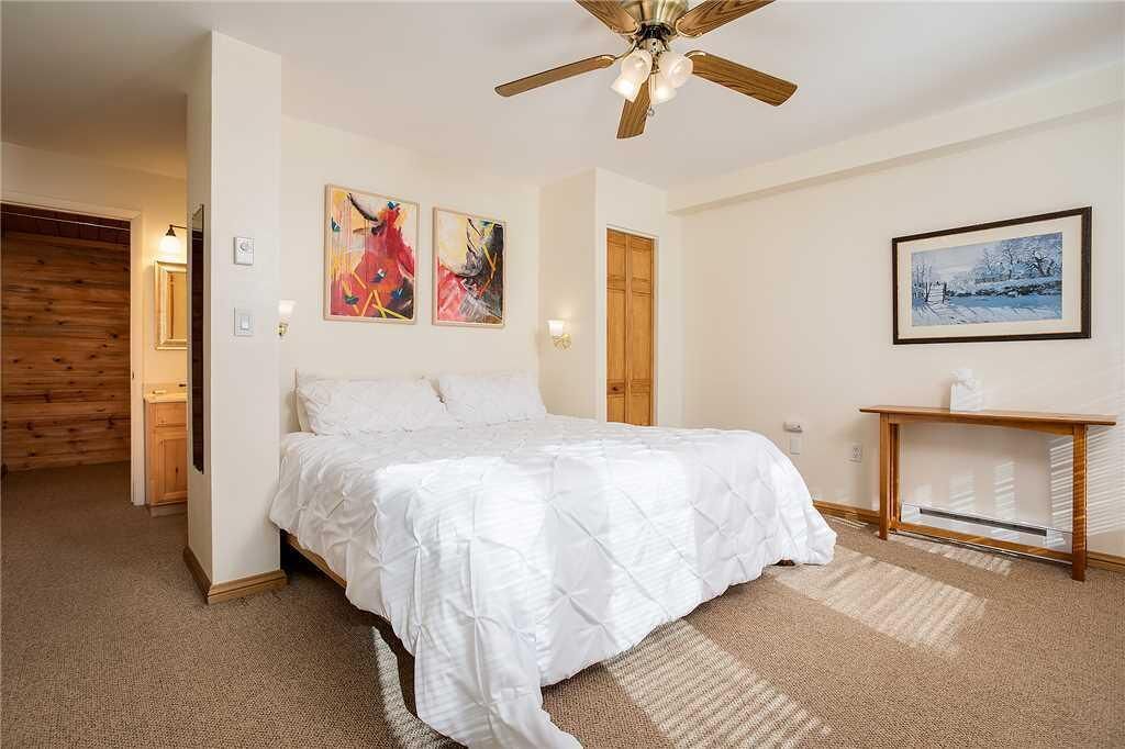 Condo, 1 King Bed (Storm Watch Condominiums - SW205 (Con)