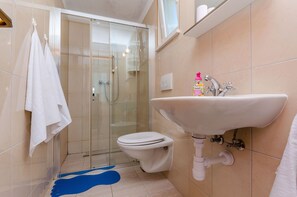 Bathroom - Apartments Jurko (Okrug)