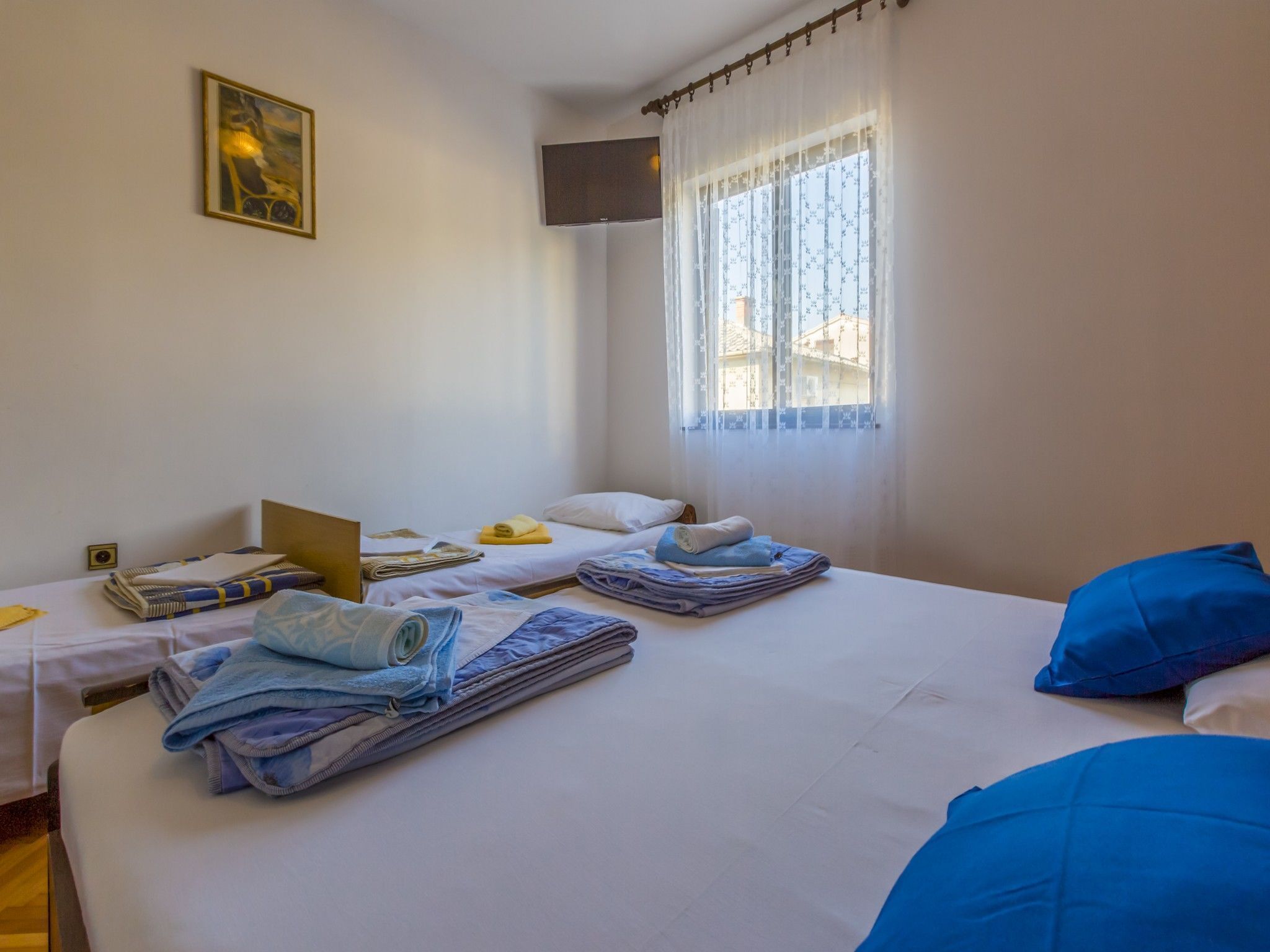 2 bedrooms, WiFi (free)