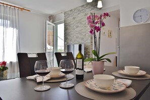 Apartment (A1) | Dining - Apartments Ruzica (Rab)