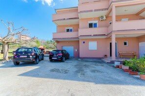 Parken ohne Service (kostenlos)