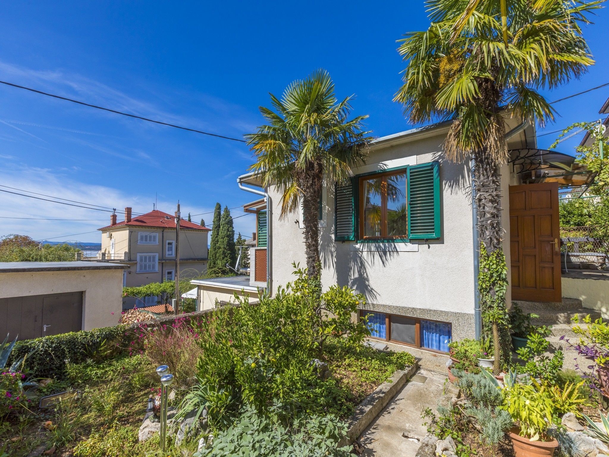 숙박 시설 구내