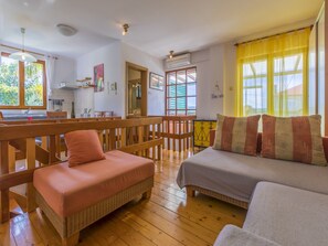 Living room | DVD player - House Haus Vlady (Crikvenica)