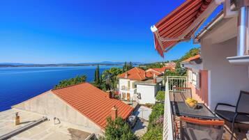 Apartment (A1) | Water view