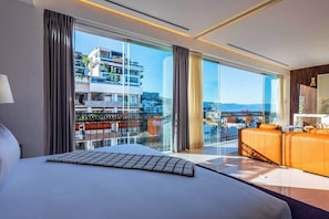 2 chambres, fer et planche Ă repasser, Wi-Fi, draps fournis