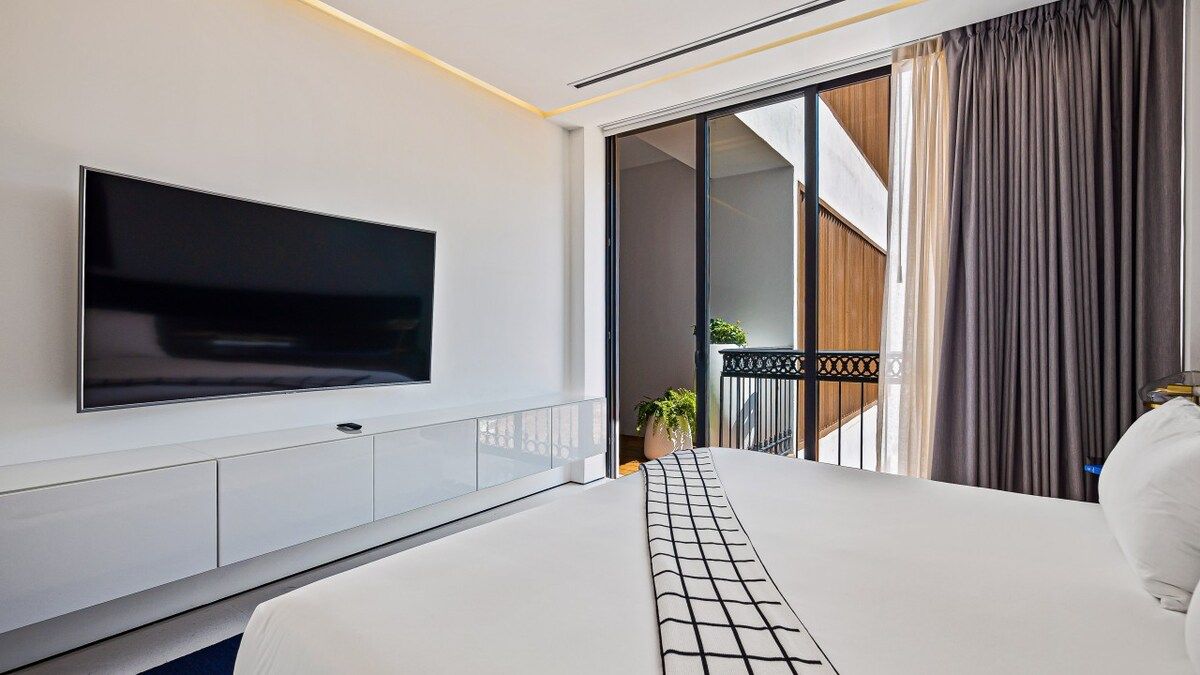 King Master Bedroom