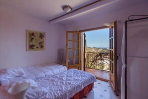 5 bedrooms, free WiFi - Club Villamar - Nice and cozy villa with private pool and located at less than 4 km from the beac... (Lloret de Mar)