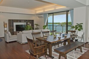 Ferienhaus (Private Vacation Home) | Wohnbereich