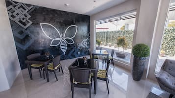 Bar en el lobby
