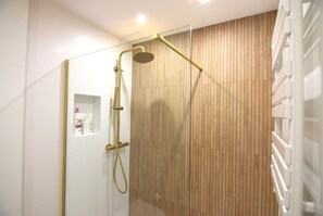 Shower - 195-Beautiful canal house with private mooring (Empuriabrava)