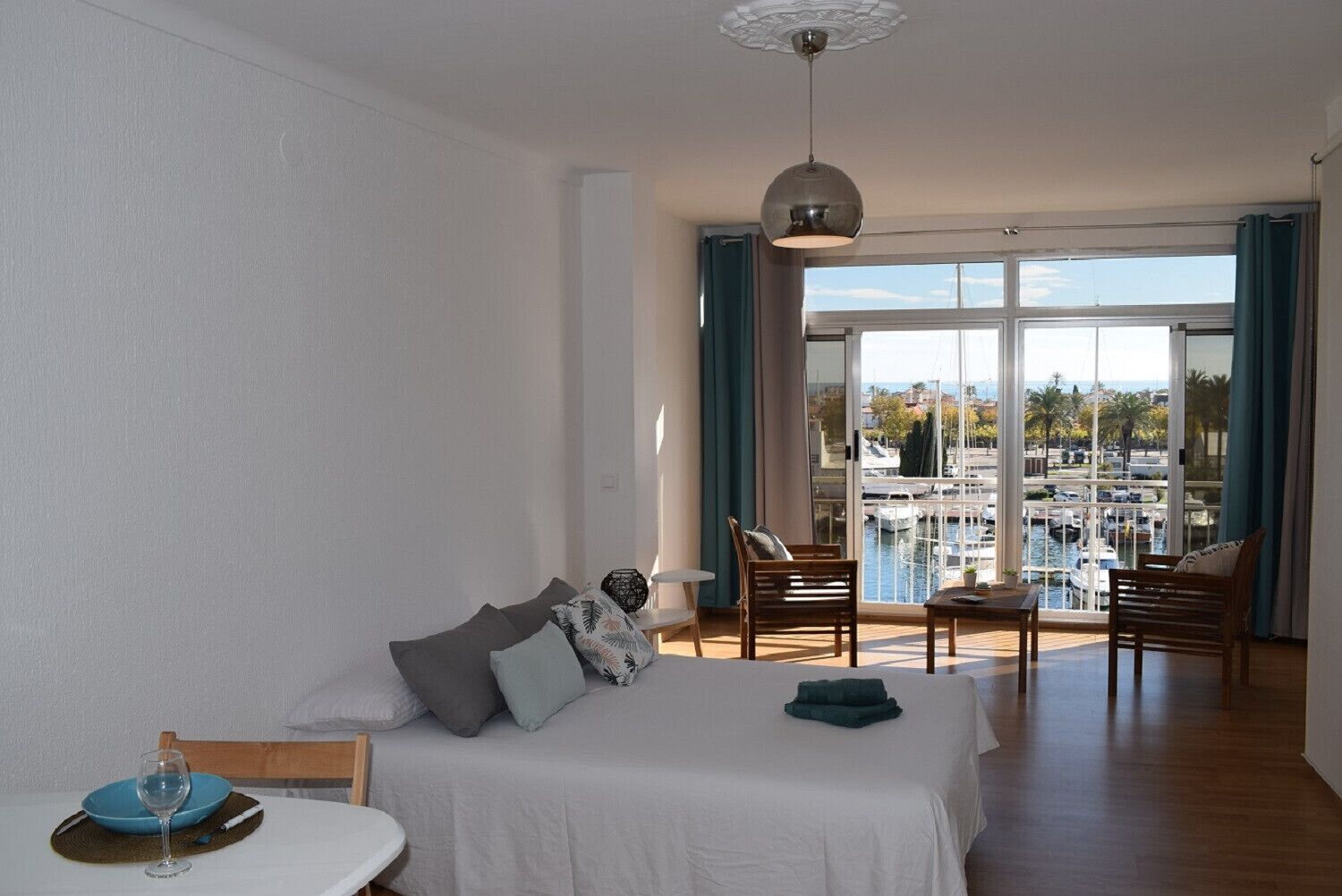 Fer et planche à repasser, Wi-Fi gratuit