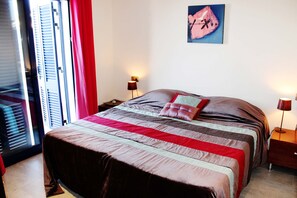 3 chambres, fer et planche à repasser, Wi-Fi gratuit