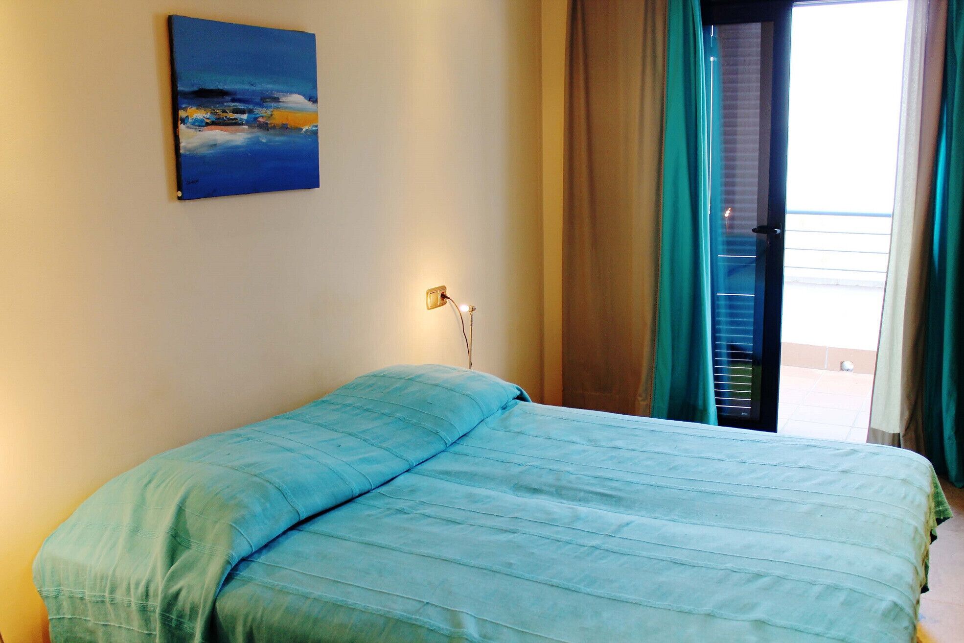 3 bedrooms, iron/ironing board, free WiFi