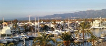 295-Charming studio with view on the nautic Harbour, marina and sea