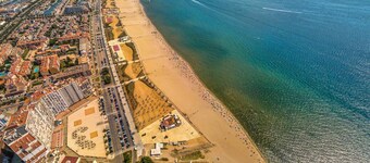 382-Beautiful modern house with private swimming pool