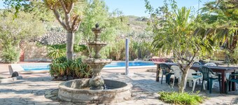 “Casa Aloe” with Mountain View, Wi-Fi, Balcony, Terrace, Garden & Pool