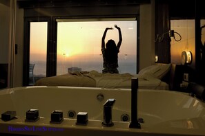 Spa - Rhodes Skyline Suite - 3 Bedroom with inDoor Jacuzzi and Sea View (Rhodes)