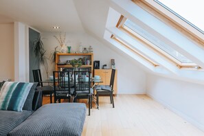 The Penthouse | Living room | Flat-screen TV, fireplace, DVD player - The Penthouse (Newquay)