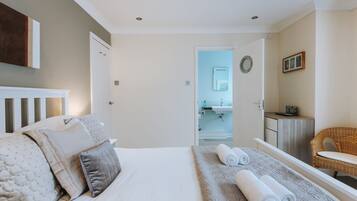 The Penthouse | 3 bedrooms, premium bedding, in-room safe, individually decorated