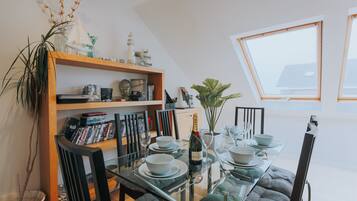 The Penthouse | In-room dining