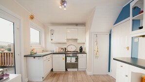 Private kitchen - Luxury Racecourse House ( Peymans) (Newmarket)