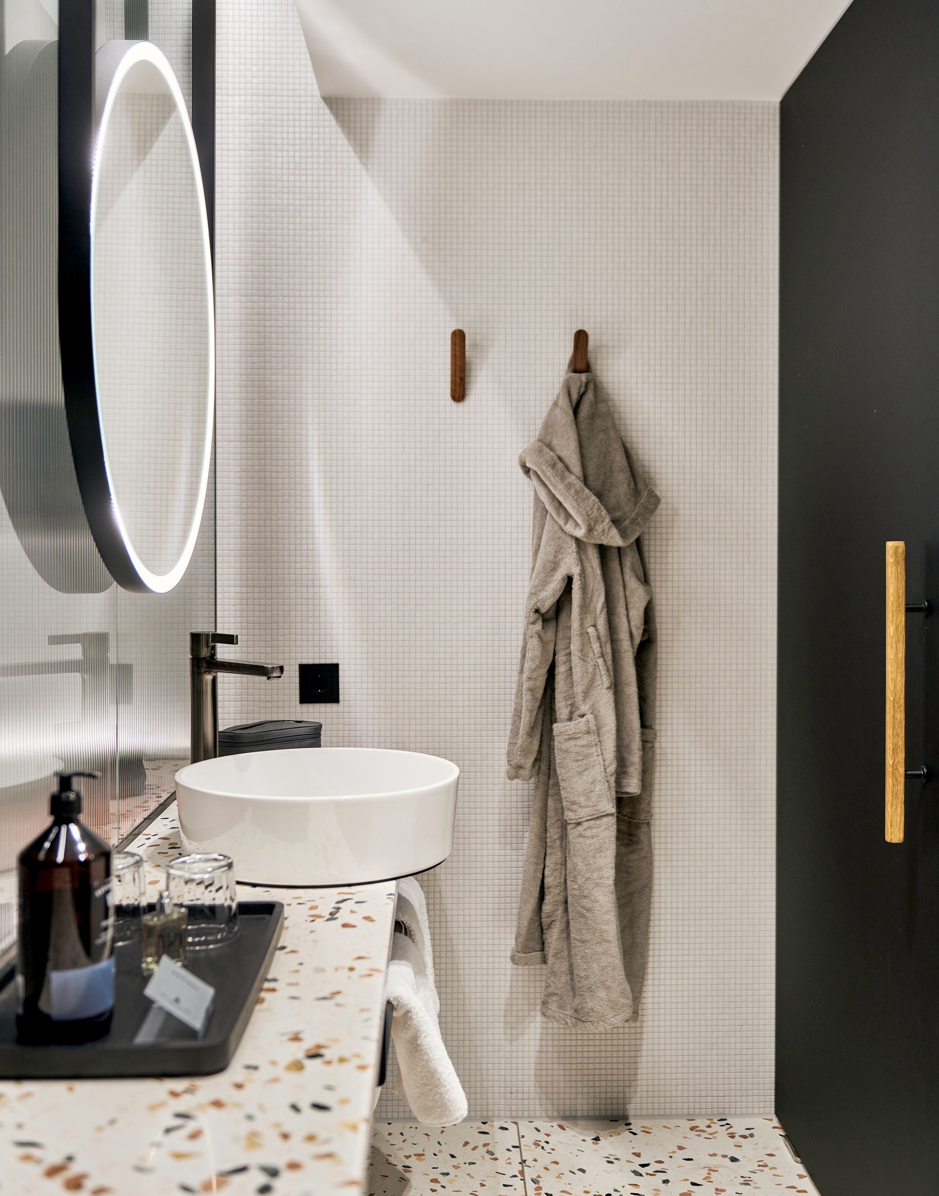 shower, rainfall showerhead, eco-friendly toiletries, hair dryer